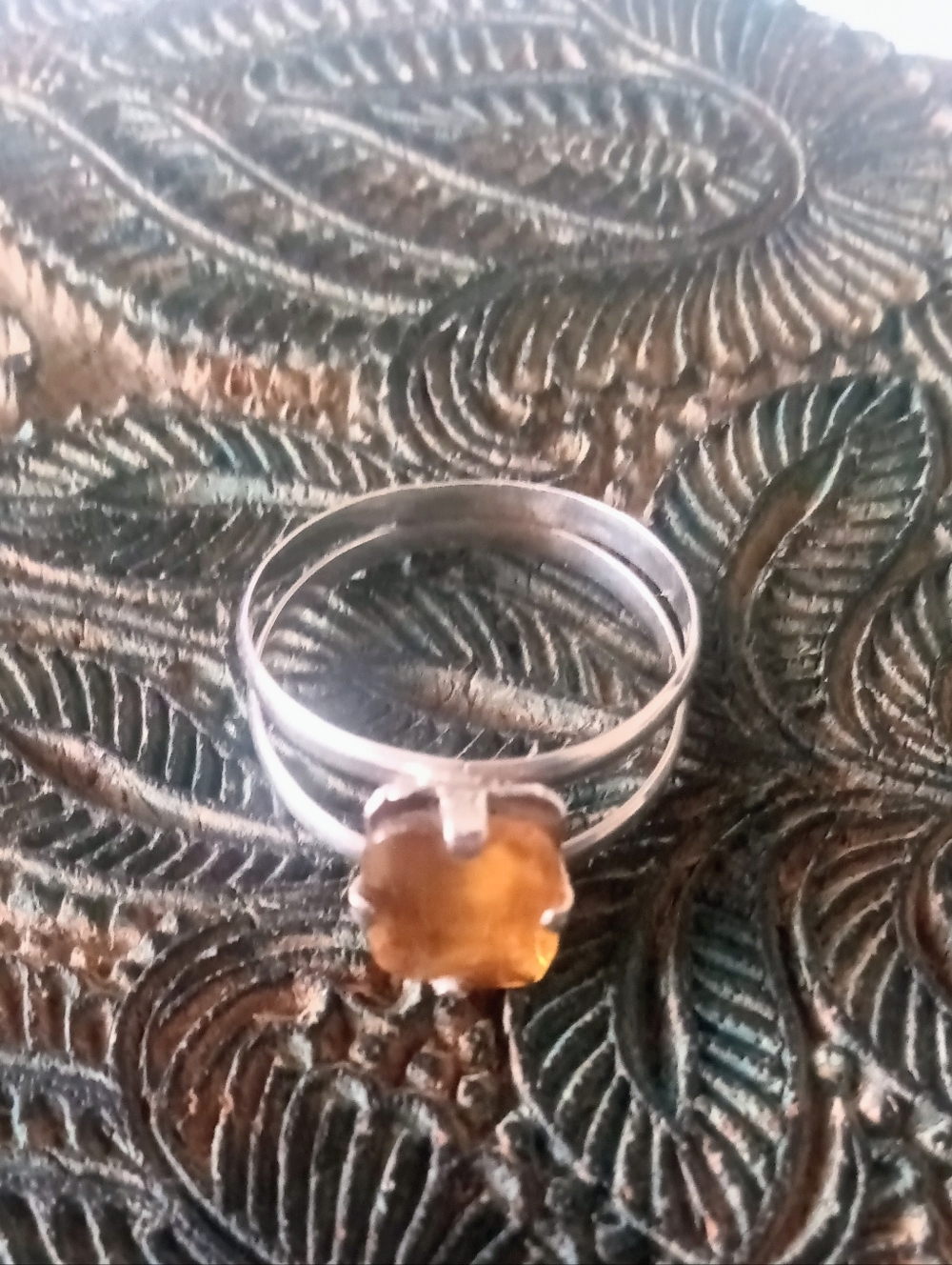 Sterling Silver 925 Fused 2 Band Small Ring With Amber Stone